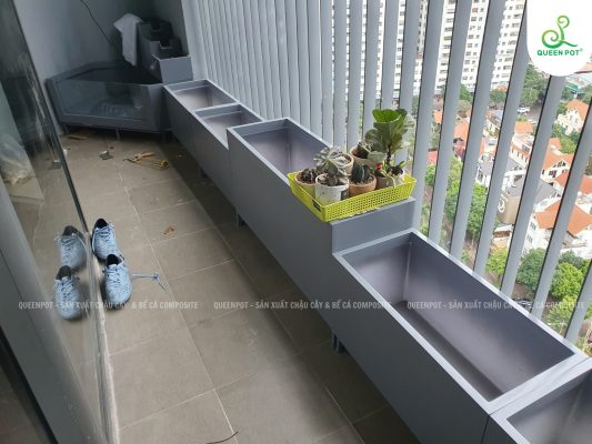 Chậu gỗ nhựa composite trang trí ban công